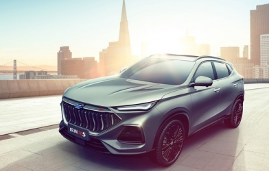 SUV Trung Quốc giá rẻ ra mắt, thiết kế 'sang' như xe châu Âu